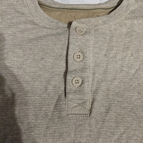 Shirt - Picture 3 of 3